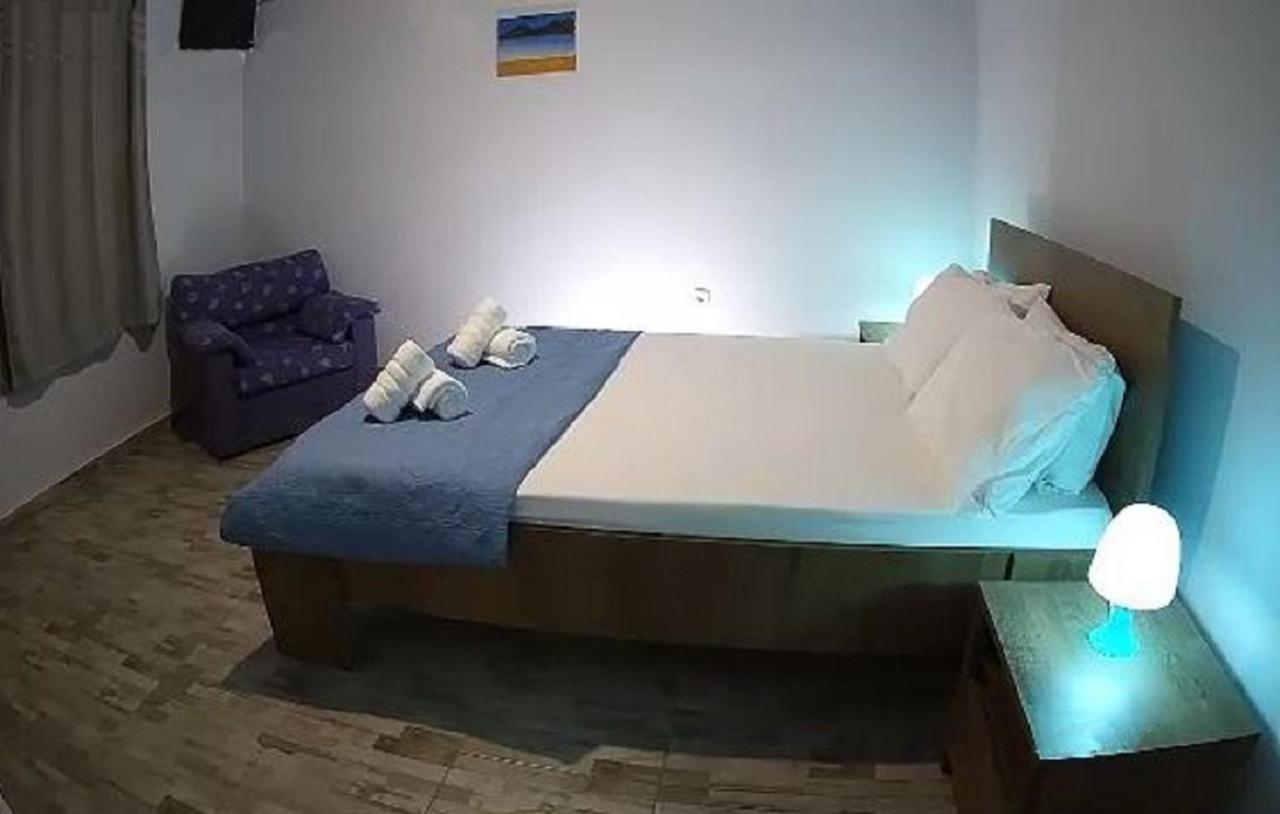Araliki Apartments & Studios Loutra Edipsou  Esterno foto